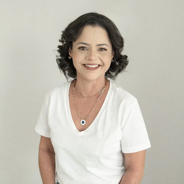 Marcela Bravin